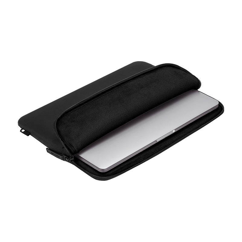 Incase Compact Sleeve van Flight Nylon voor MacBook Pro 14" (M3/M2/M1/2023-2021) (zwart)